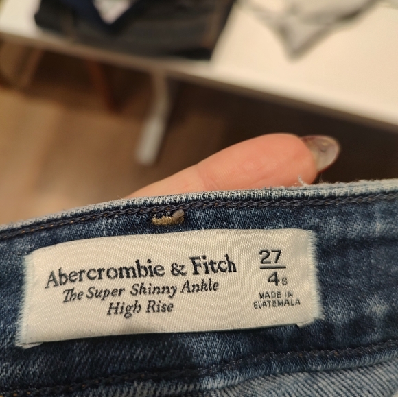 American eagle super skinny high rise distressed jeans - Picture 10 of 12